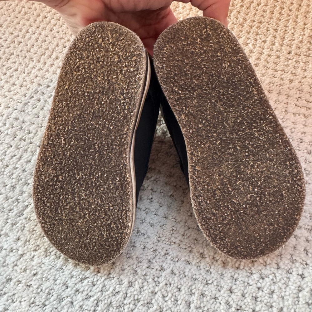 CAT AND JACK Kids Black Shoes - Picture 3 of 3